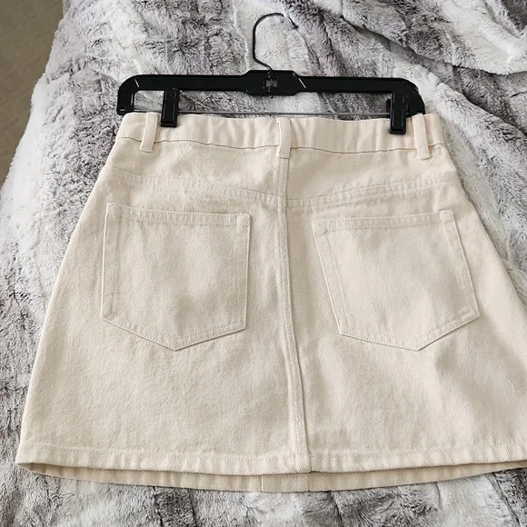 Zara light tan denim skirt - Picture 2 of 4